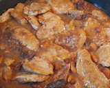 Foto del paso 2 de la receta: Solomillo de cerdo con frutos secos y huevo hilado