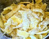 A picture of step 3 of Roman Lemonade.