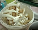 รูปขั้นตอนการทำที่ 1 ของ เห็ดชิเมจิผัดเนยซอสโชยุ