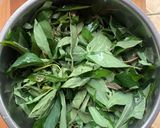 Foto langkah ke 1 dari resep Gulai jengkol sayur singkong khas minang.