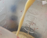 Foto del paso 3 de la receta: Agua de Horchata de fresa deliciosa y hermosa!!!!