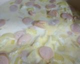 Foto langkah ke 2 dari resep Fettuccine Beef Sausage Carbonara.