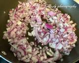 Steamed & Fried Chicken Momos (Dumplings) recipe step 4 photo