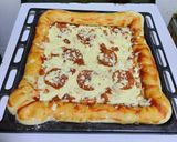 Foto del paso 8 de la receta: Pizza con borde de queso