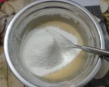 A picture of step 5 of Tahini Rolls.