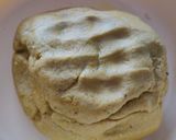 वाडवळी पद्धतीने वडे (Vade recipe in marathi) रेसिपी स्टेप 3 फोटो 