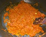 A picture of step 2 of Gajar halwa.