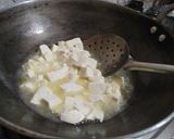 A picture of step 2 of Shahi paneer masala.