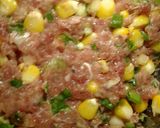 Hình bước làm 1 của món Hamburger kiểu Mexico