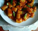 Foto langkah ke 5 dari resep Hot Tteokbokki / kue beras korea bon cabe.