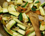 Foto del paso 3 de la receta: Tallarines con algas chinas