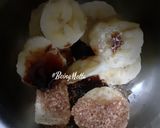 A picture of step 1 of Hazelnut Banana Shake.