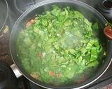 Foto del paso 5 de la receta: Potaje de garbanzos con espinacas y secreto ibérico