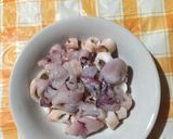 Foto langkah ke 2 dari resep Tumis kangkung-cumi.