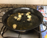Foto del paso 5 de la receta: Fideuá fácil con almejas