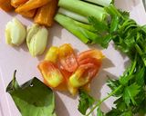 Foto langkah ke 3 dari resep Kaldu ceker ayam homemade.