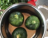 Foto del paso 1 de la receta: Zapallitos Italianos Rellenos 🧀