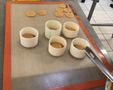 Foto del paso 11 de la receta: Mousse de piloncillo y canela con glaseado espejo