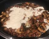 Foto del paso 5 de la receta: Pasta con hongos, bacon y trufas