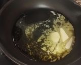 Foto del paso 2 de la receta: Muslos de pollo con salsa de setas
