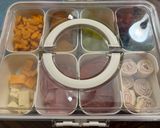 A picture of step 1 of Back to school snackle box.