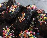 Foto langkah ke 3 dari resep KurChoCheess with rainbow springkle.