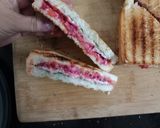 A picture of step 5 of Mixed Vegetable grilled cheese sandwitch.