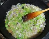 Foto del paso 8 de la receta Cazuela de salmón con patatas, langostinos y gambones