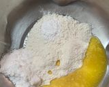 A picture of step 1 of Vanilla cookies with gems.
