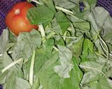 Foto langkah ke 1 dari resep Sayur Bening Bayam + Jagung.