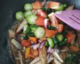 Foto langkah ke 4 dari resep Sambal Goreng Tongkol.