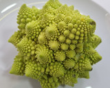 Foto del paso 1 de la receta: Romanesco con salsa de queso azul