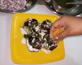 A picture of step 12 of Aloo tikki.