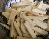 Hình bước làm 1 của món Khoai lang chiên