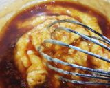Foto langkah ke 6 dari resep Bolu Karamel Susu-Sarang Semut ala Bunda Phie.