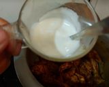 A picture of step 4 of Simple chicken Aloo shorba.