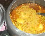 A picture of step 11 of Peas and potato curry.