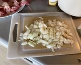 Foto del paso 2 de la receta: Contramuslos de pollo deshuesados rellenos y al horno