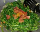 Foto langkah ke 3 dari resep Tumis Kangkung Sambal EmBe.