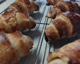 Gluténmentes, laktózmentes vajas croissant, házi, erdei gyümölcs dzsemmel recept fázis 7 fotója