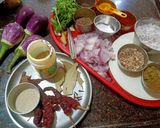 झणझणीत भरली वांगी (bharli vangi recipe in marathi) रेसिपी स्टेप 1 फोटो 