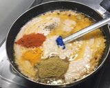 A picture of step 3 of Methi matar malai.