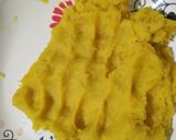 A picture of step 3 of Unnakai malabar delicacy.