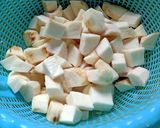 Foto langkah ke 2 dari resep Tumis Umbi Talas.
