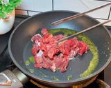 Foto langkah ke 1 dari resep Saffron Beef Pasta.