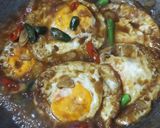 Foto langkah ke 7 dari resep 1005. Telur Ceplok Kecap.