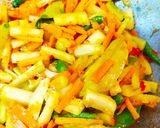 Foto langkah ke 5 dari resep (47). Acar Bumbu Kuning.