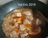 Foto langkah ke 3 dari resep Ayam Masak Dedaunan.