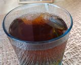 A picture of step 2 of Gummybear apple soda.