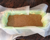 Foto del paso 5 de la receta: Bizcocho de zanahorias con pasas, nueces y orejones